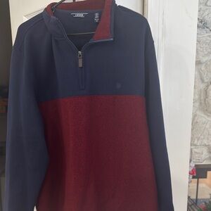 IZOD Men's Navy and Burgundy Sweater